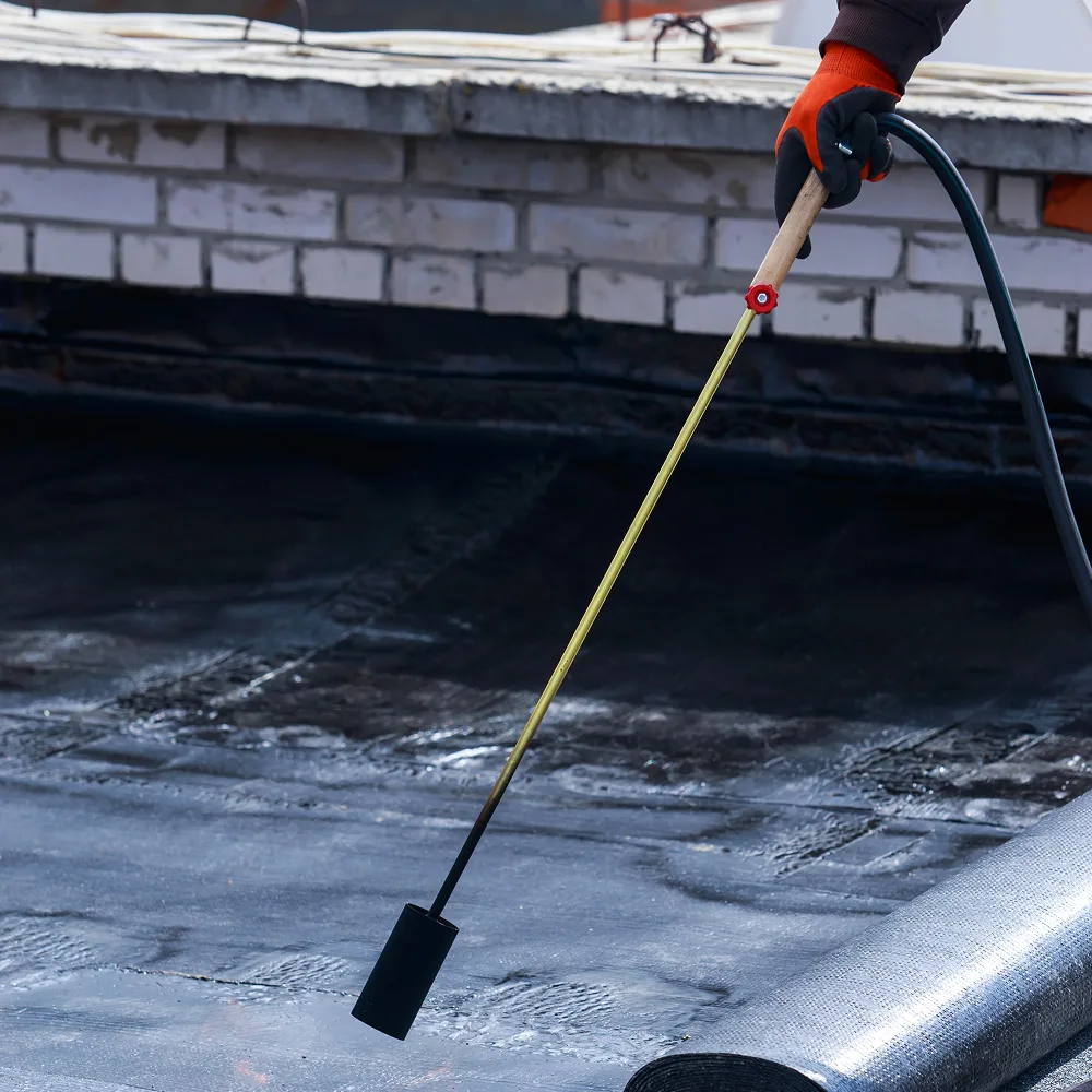 Membrane EPDM ou PVC : quelle étanchéité choisir pour un toit plat à Châteaugay ?